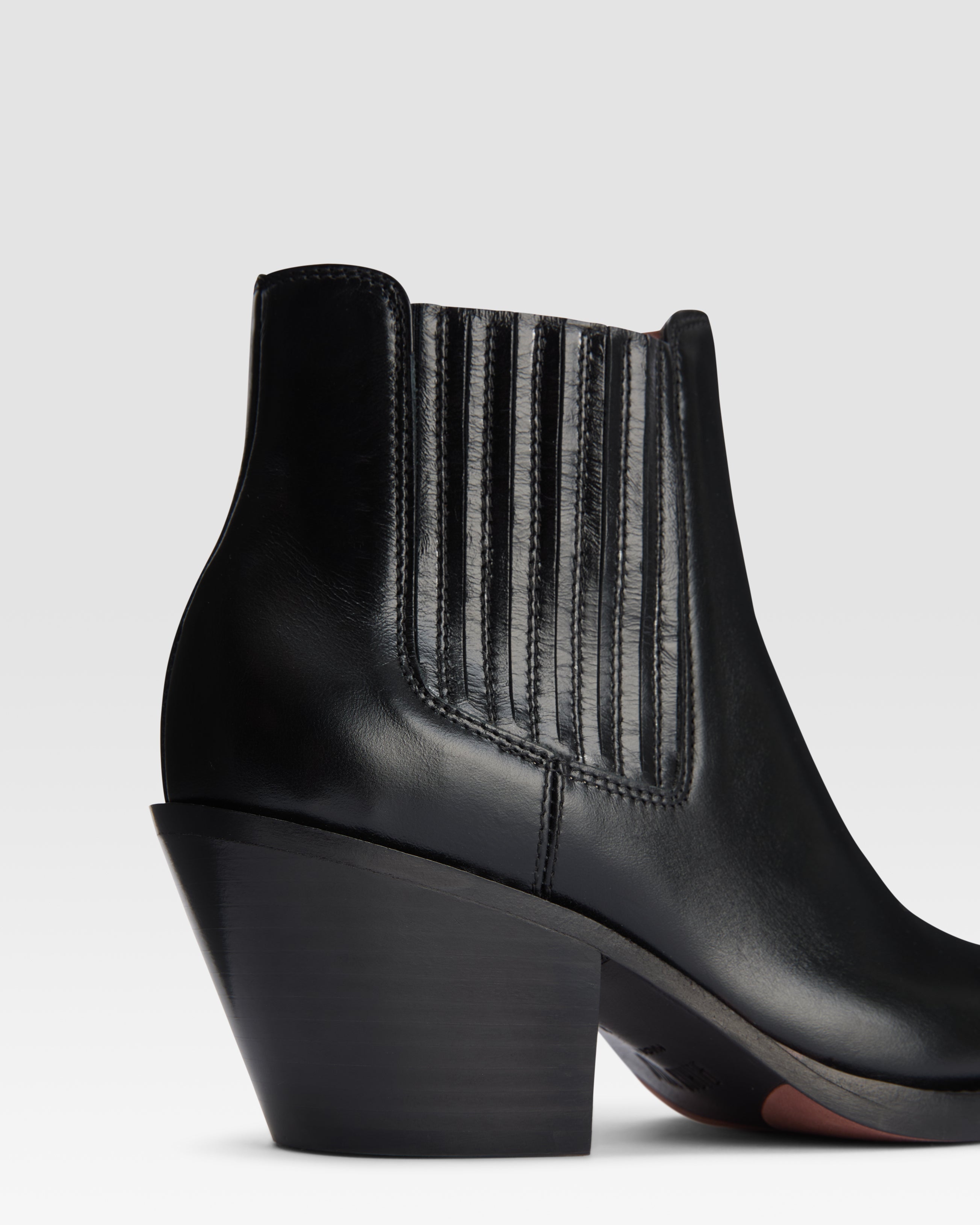 Texan ankle boots in shiny black calf leather