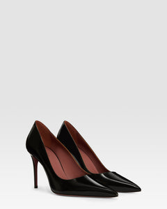 Pumps in black brushed calf leather