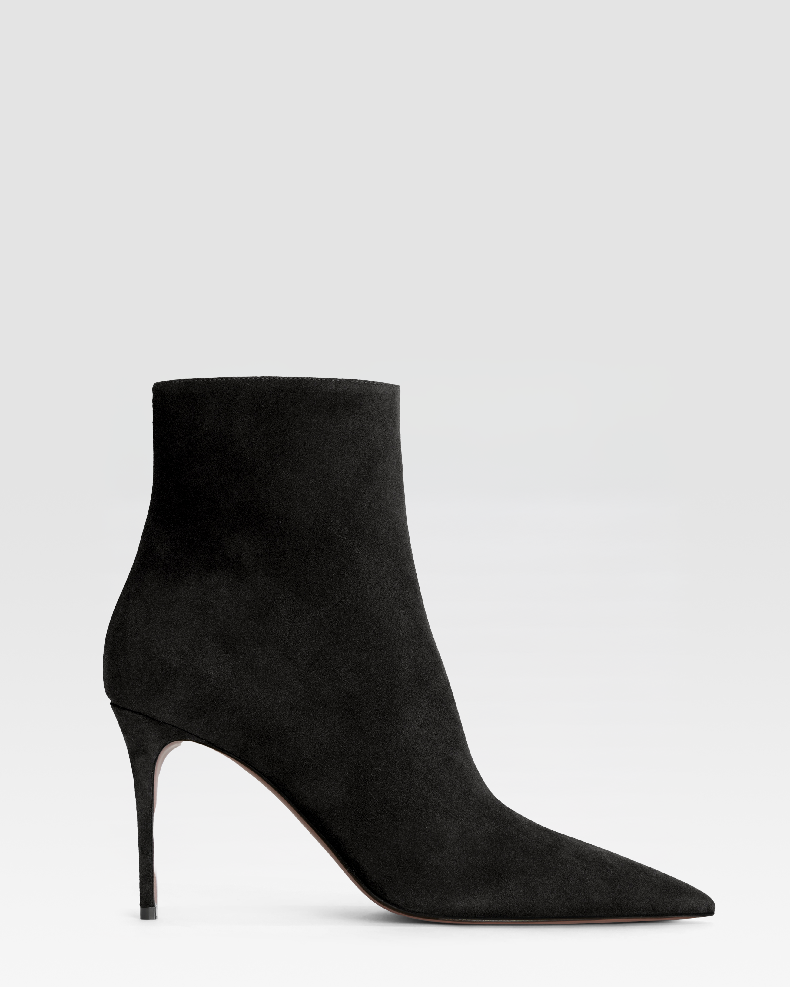 Bottines en cuir de veau suede noir