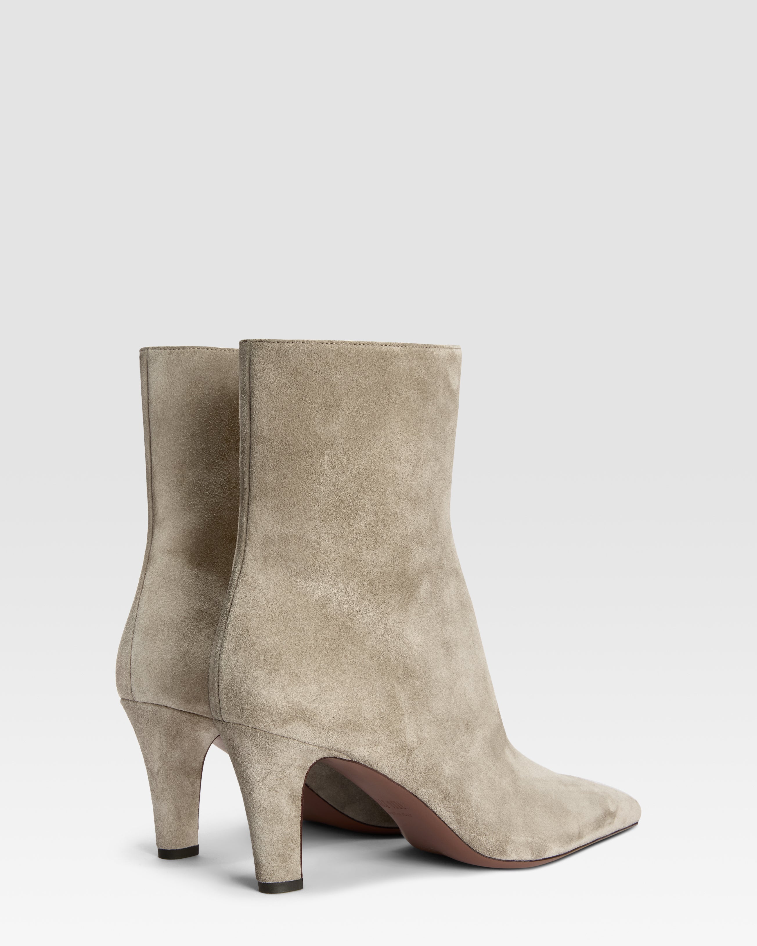 Ankle boots in stone calf suede leather