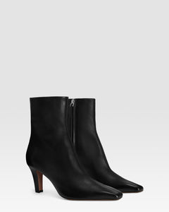 Ankle boots in black calf leather