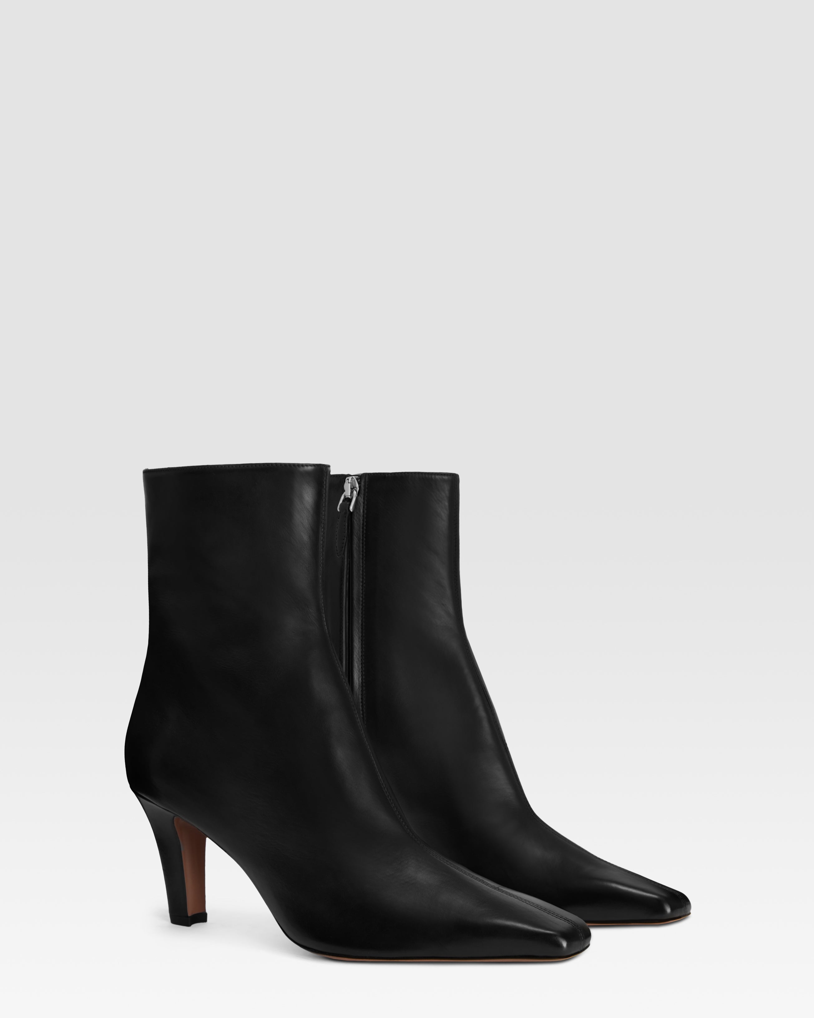 Ankle boots in black calf leather