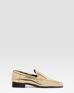 Loafers in gold, metallic-effect plisse leather