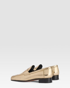 Loafers in gold, metallic-effect plisse leather