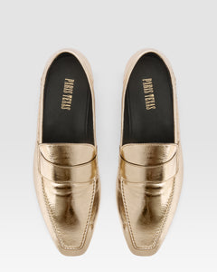 Loafers in gold, metallic-effect plisse leather