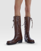 Leather boot with side braiding
