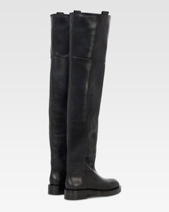 Over-the-knee boots in black calf leather.