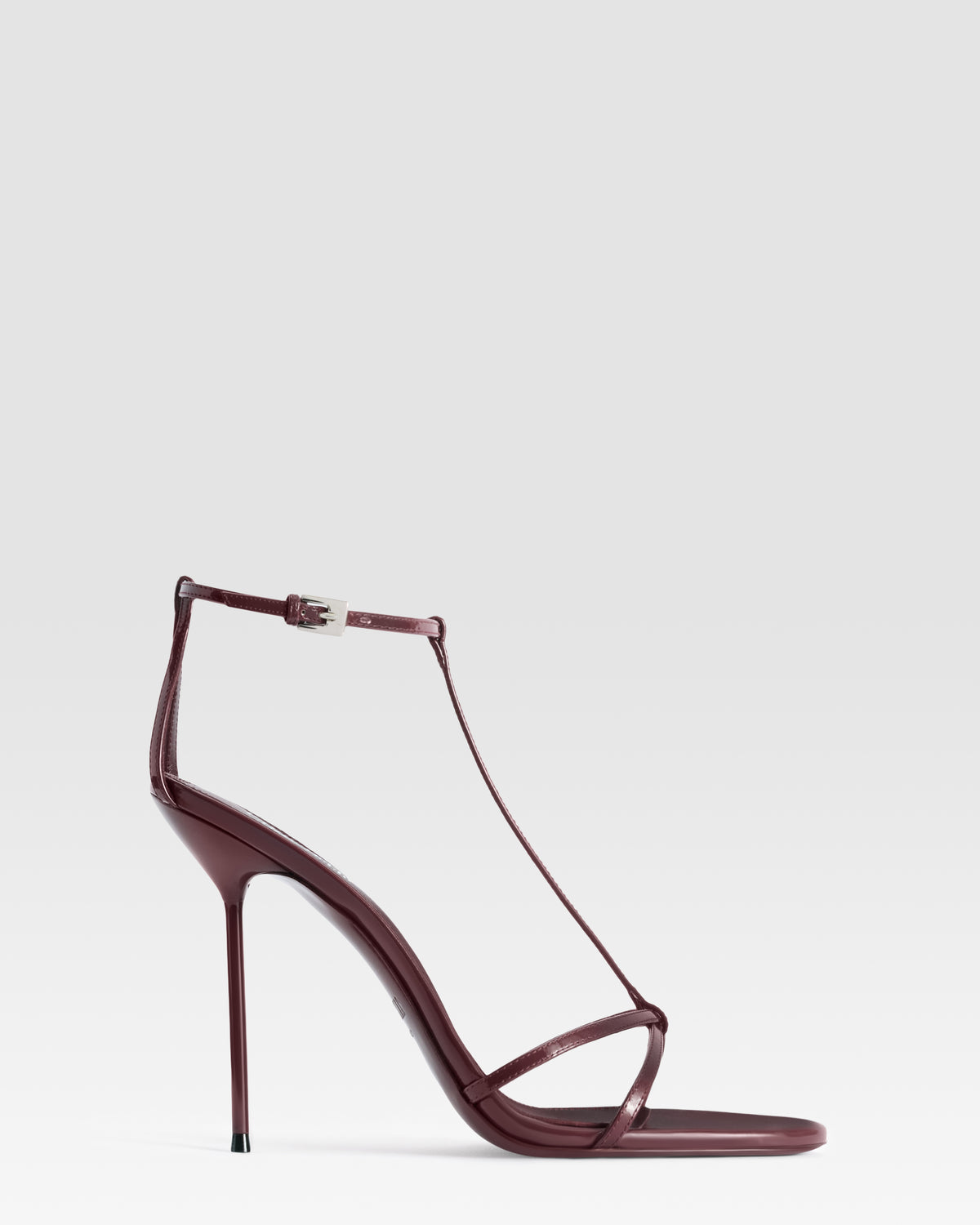 SANDALO T-STRAP IN VERNICE