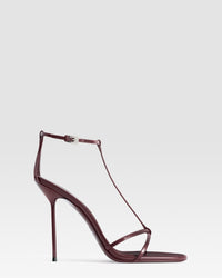 LACKLEDER T-STRAP SANDALE — AMARENA