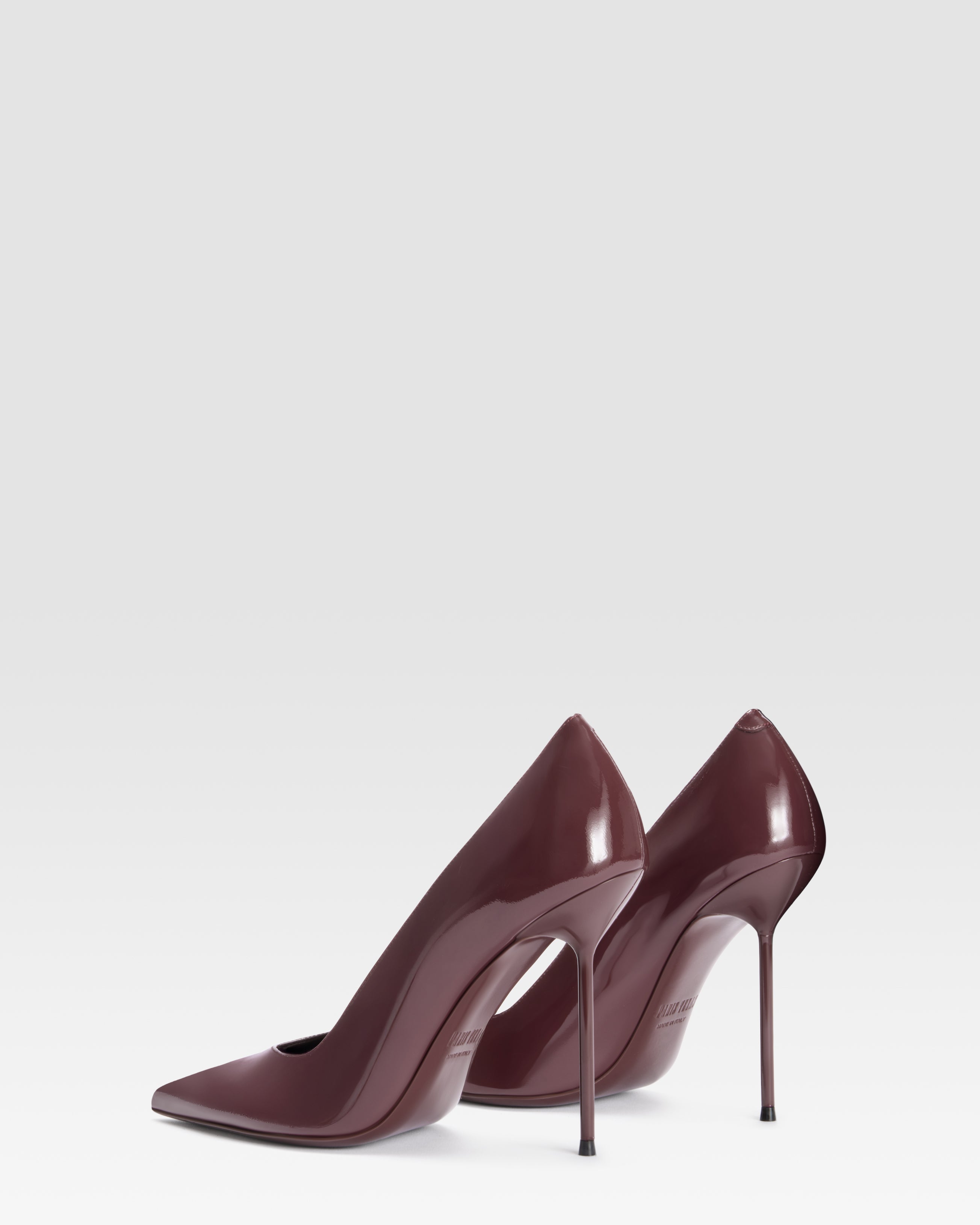 PATENT LEATHER PUMP