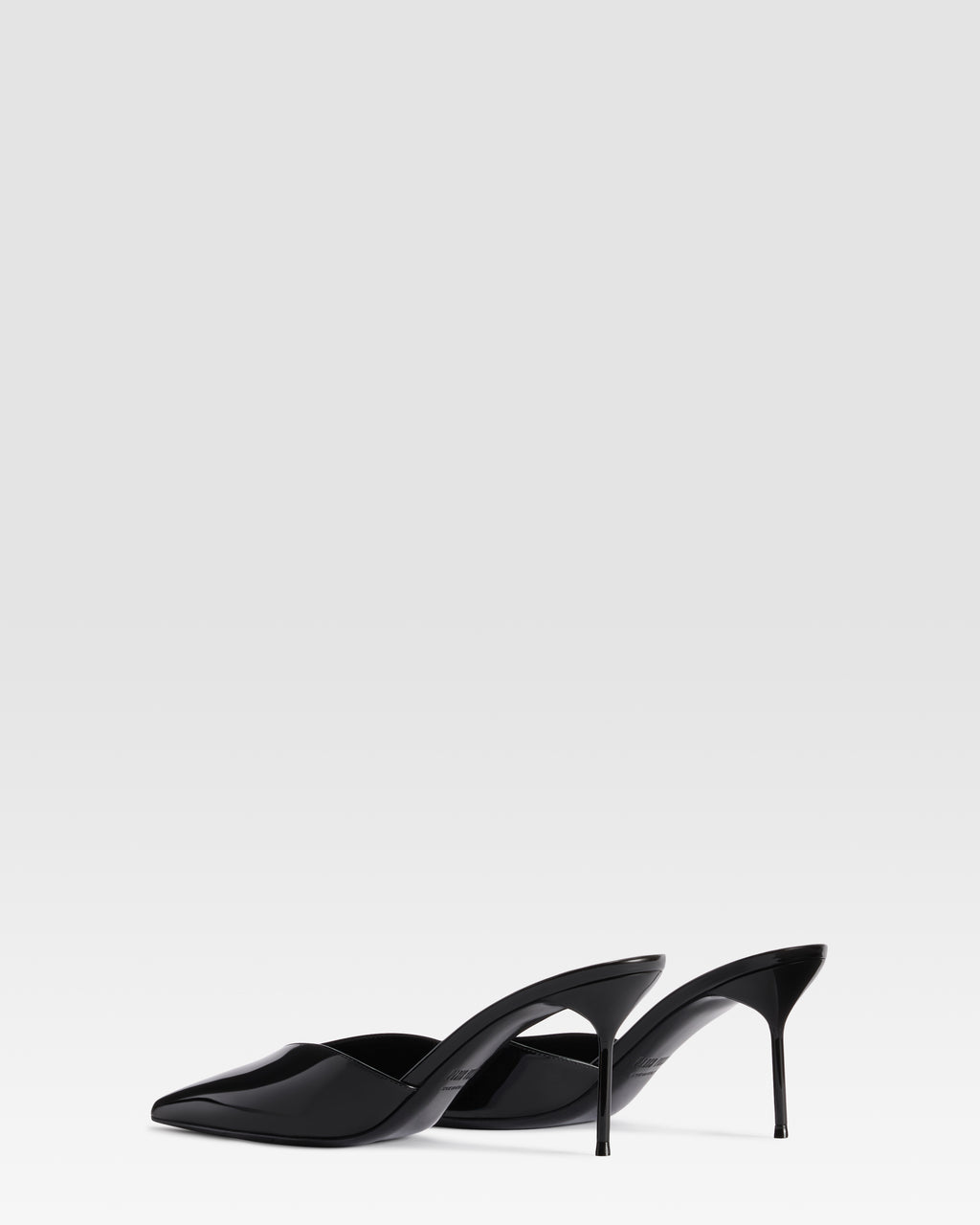 PATENT LEATHER SABOT