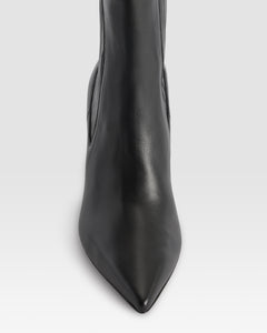 LEATHER ANKLE BOOT