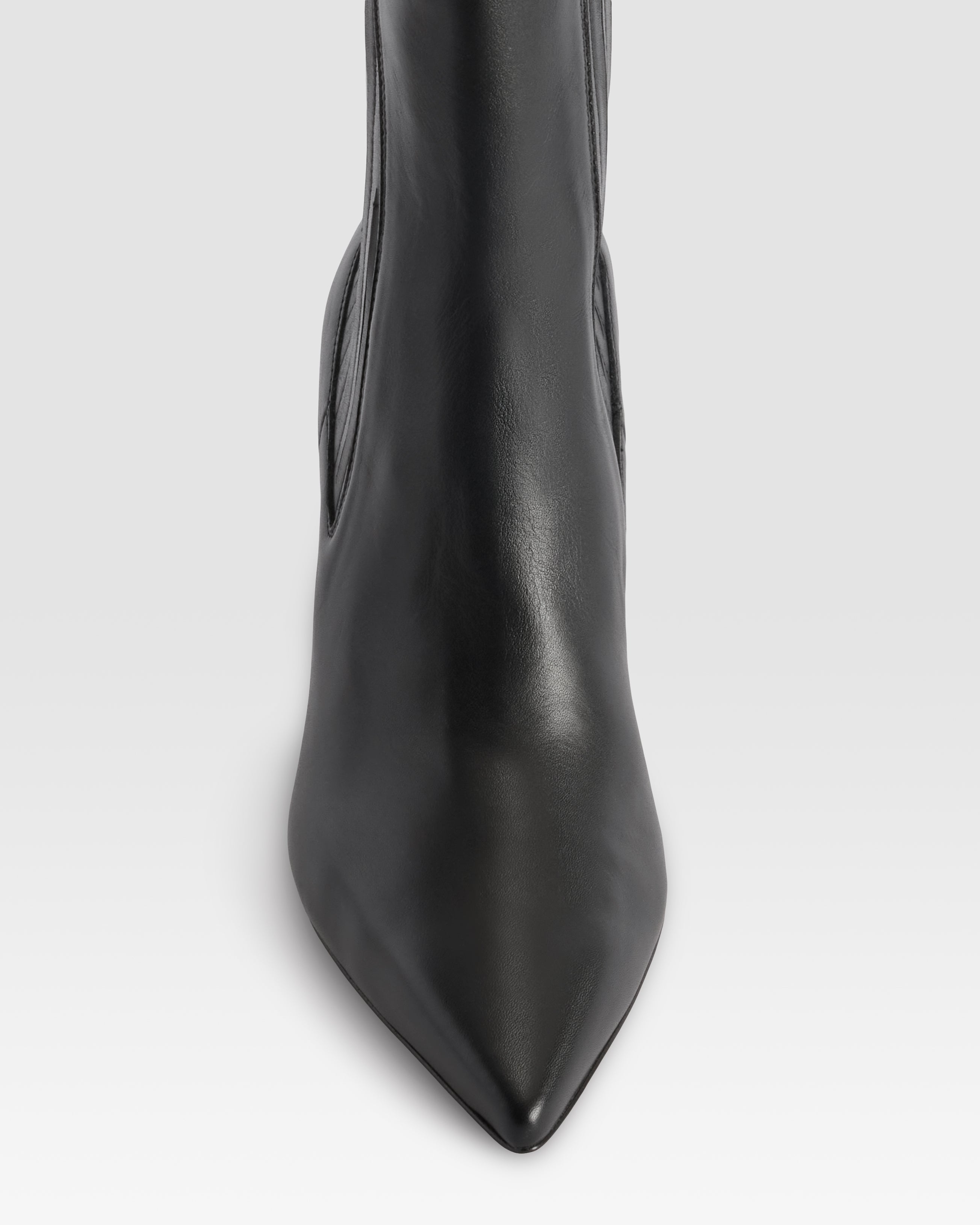 LEATHER ANKLE BOOT
