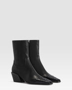 STIVALETTO IN PELLE