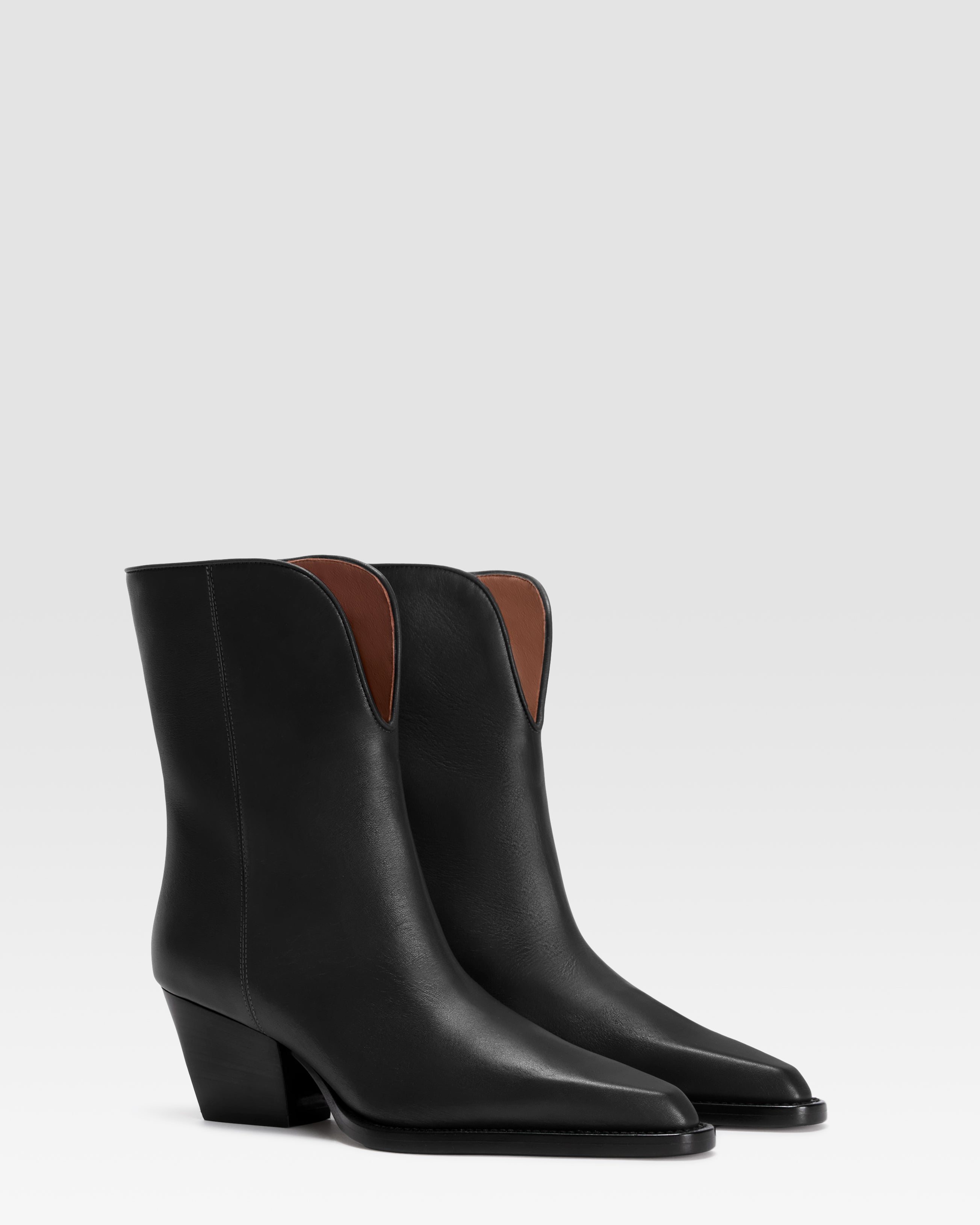 BOTTINE EN CUIR