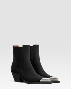 BOTIN ESTILO WESTERN DE ANTE CON PUNTERA METALICA