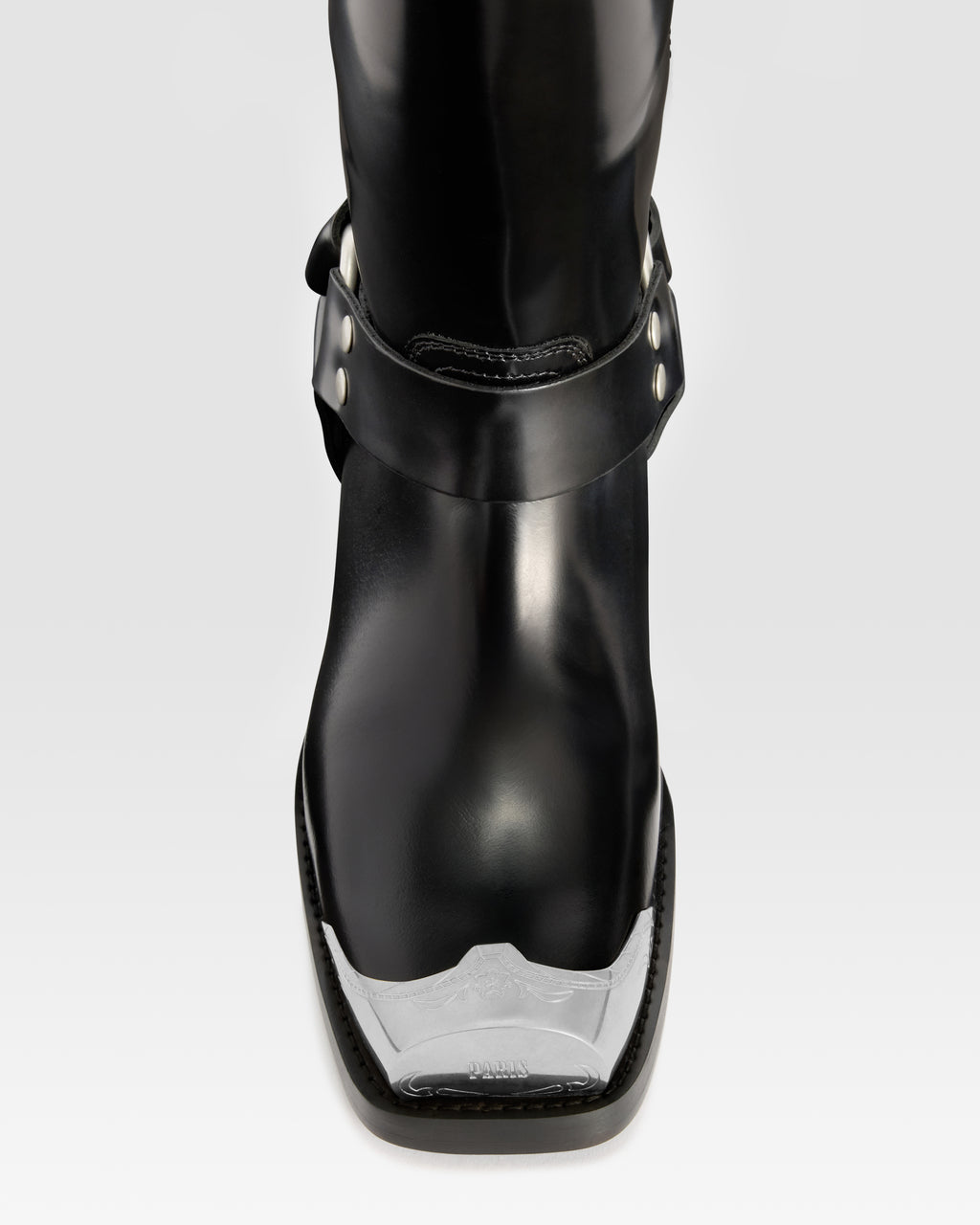 BOTTE EN CUIR BROSSE AVEC EMBOUT METALLIQUE