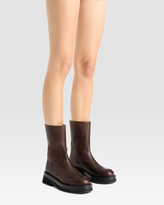 LEDER ANKLE BOOT