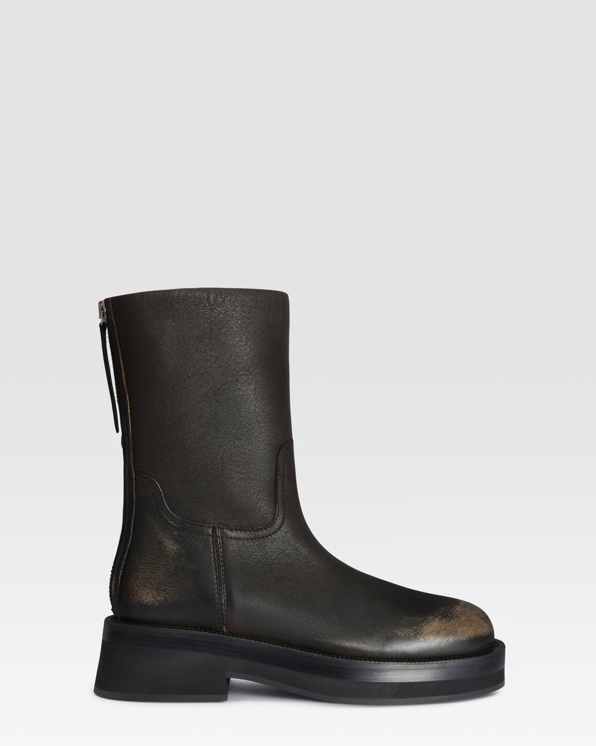 VINTAGE-EFFECT BRUSHED LEATHER ANKLE BOOT