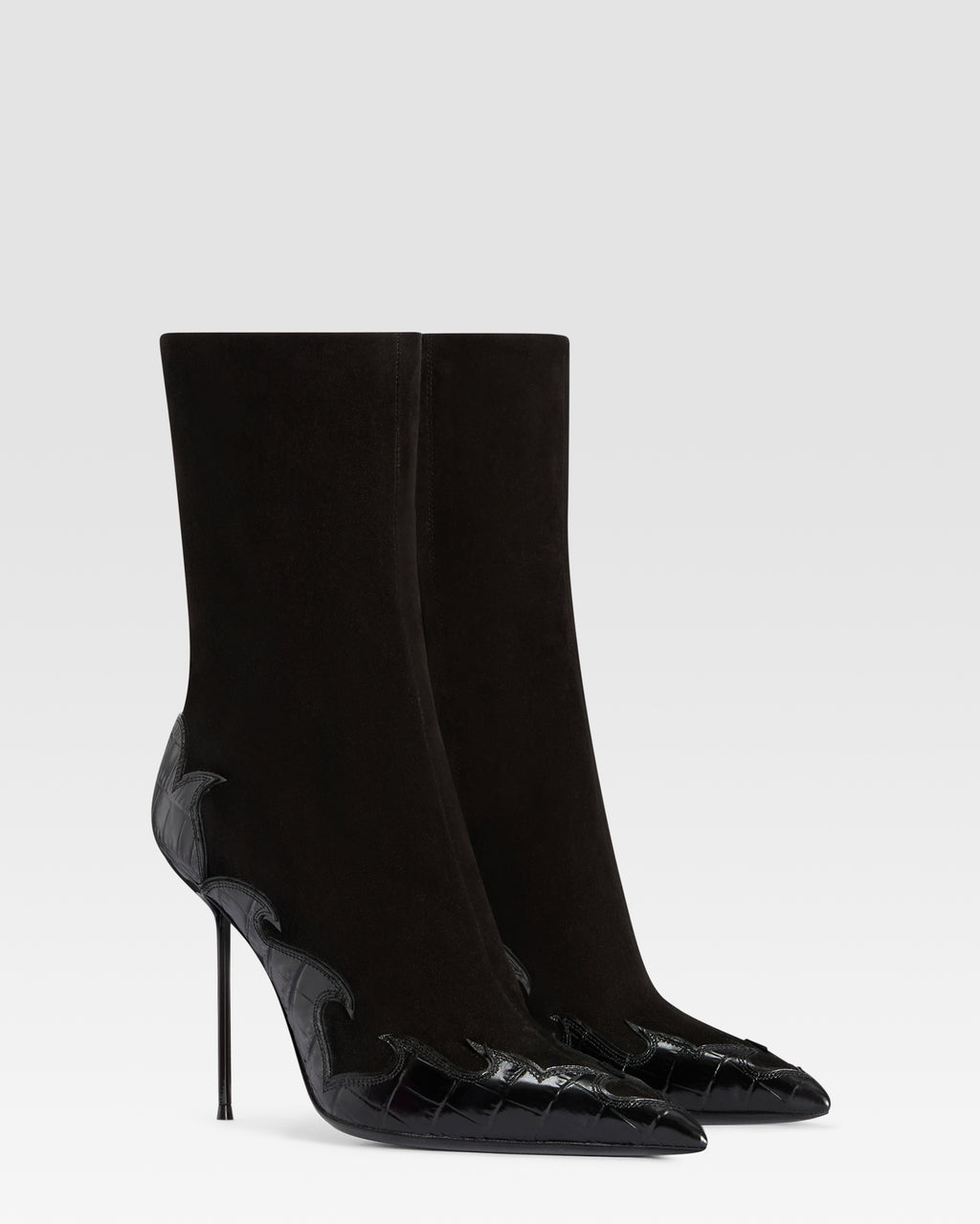 VELOURSLEDER ANKLE BOOT MIT CUT-OUT-STICKEREI UND HERZ-INLAYS