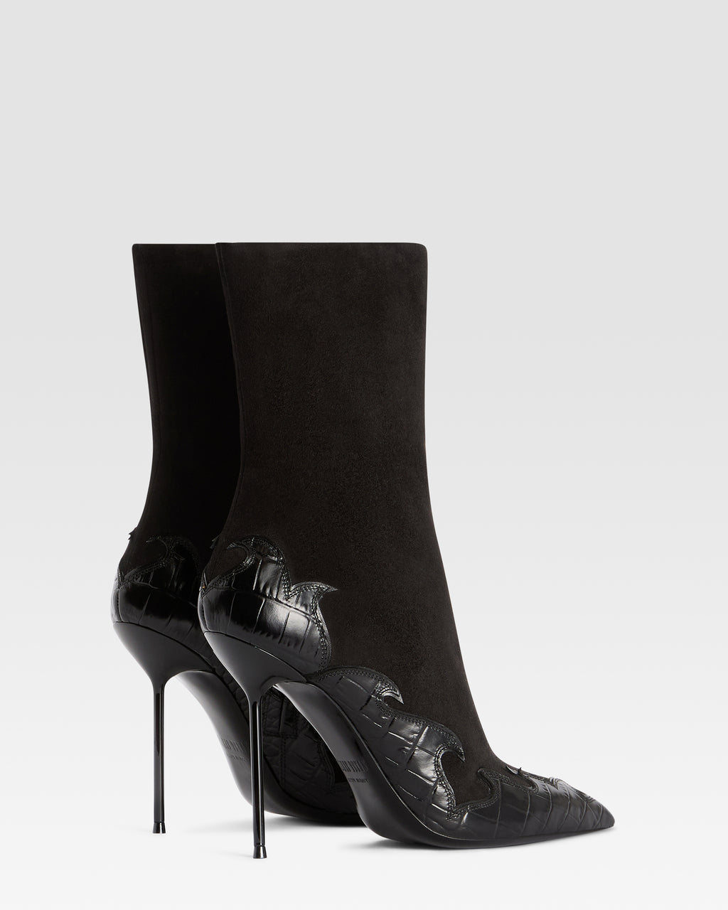 VELOURSLEDER ANKLE BOOT MIT CUT-OUT-STICKEREI UND HERZ-INLAYS
