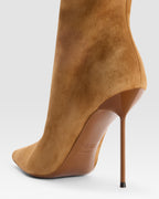VELOURSLEDERSTIEFEL MIT WEICHEM FELLSTRIP