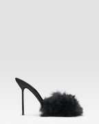 FURRY MULE EN PELO SUAVE Y DETALLES DE CHAROL