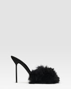 FURRY MULE EN FOURRURE DOUCE ET DETAILS EN CUIR VERNI