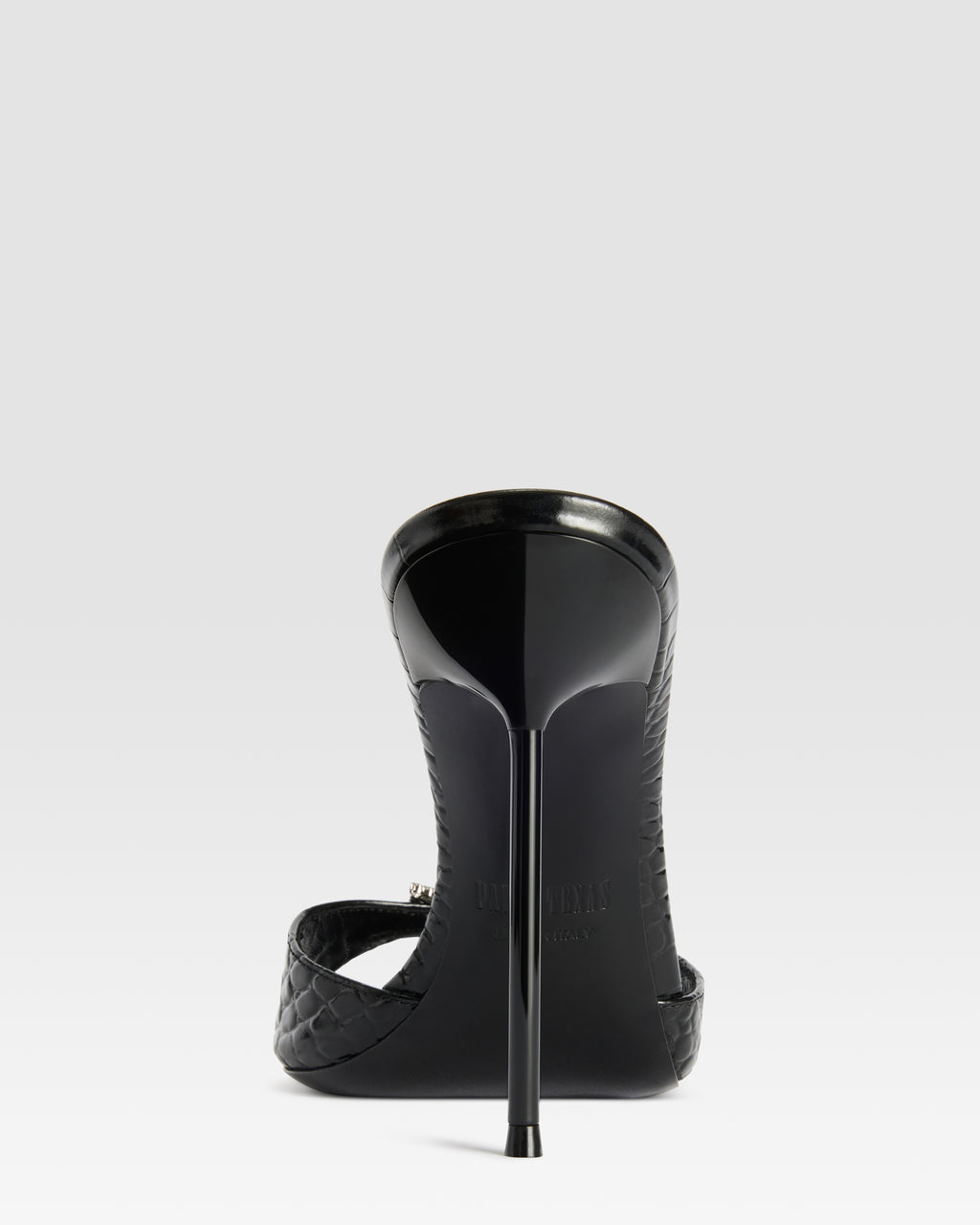 MULE DE PIEL ESTAMPA COCODRILO CON HEBILLA JOYA