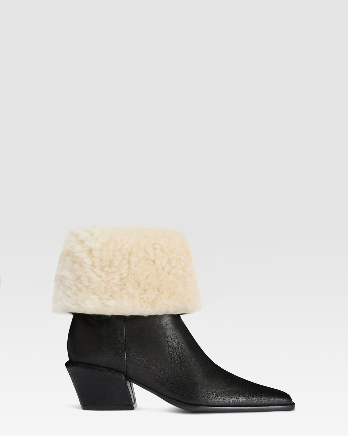 BOTTINE EN CUIR ET SHEARLING DOUX