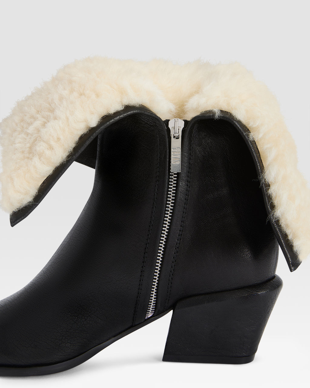 BOTTINE EN CUIR ET SHEARLING DOUX