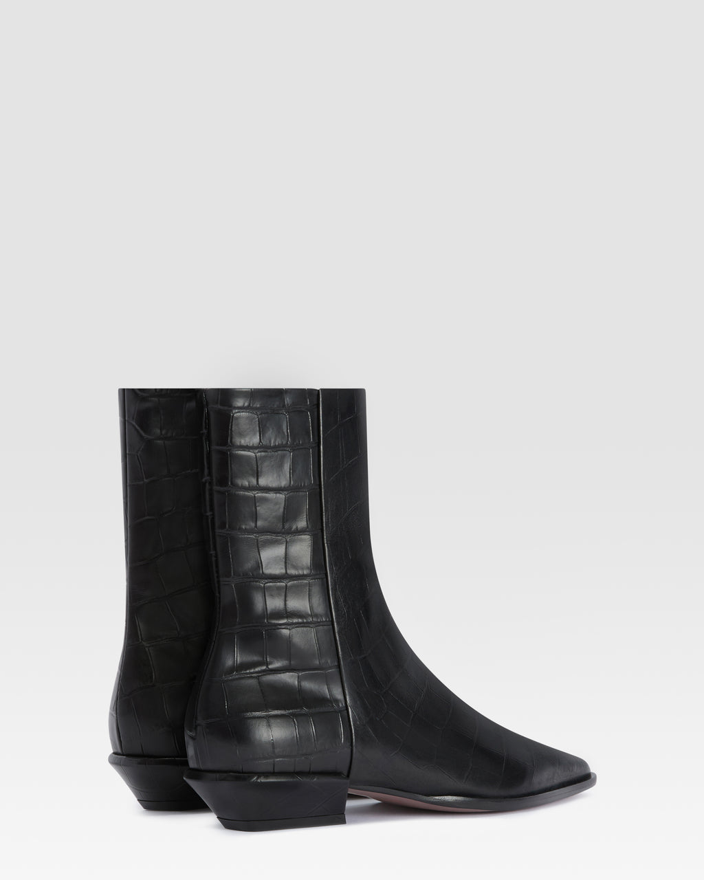BOTIN DE PIEL ESTAMPA COCODRILO