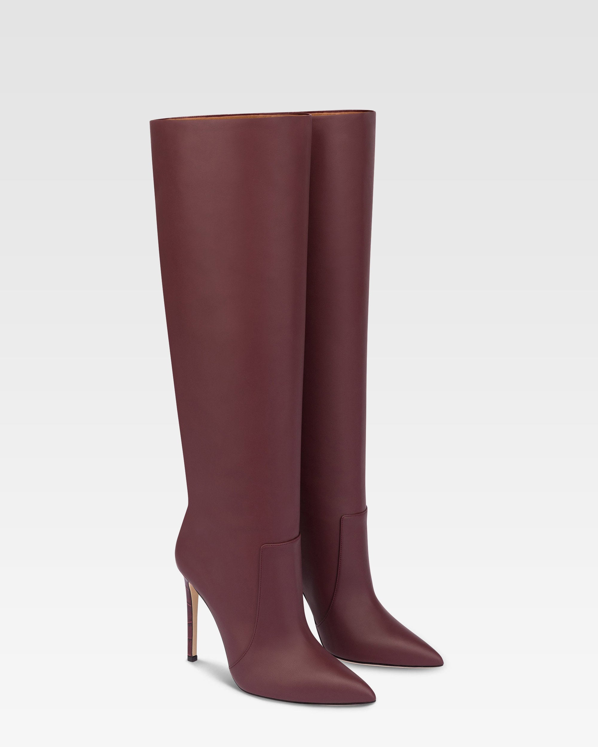 Stivali a punta in morbida pelle bordeaux
