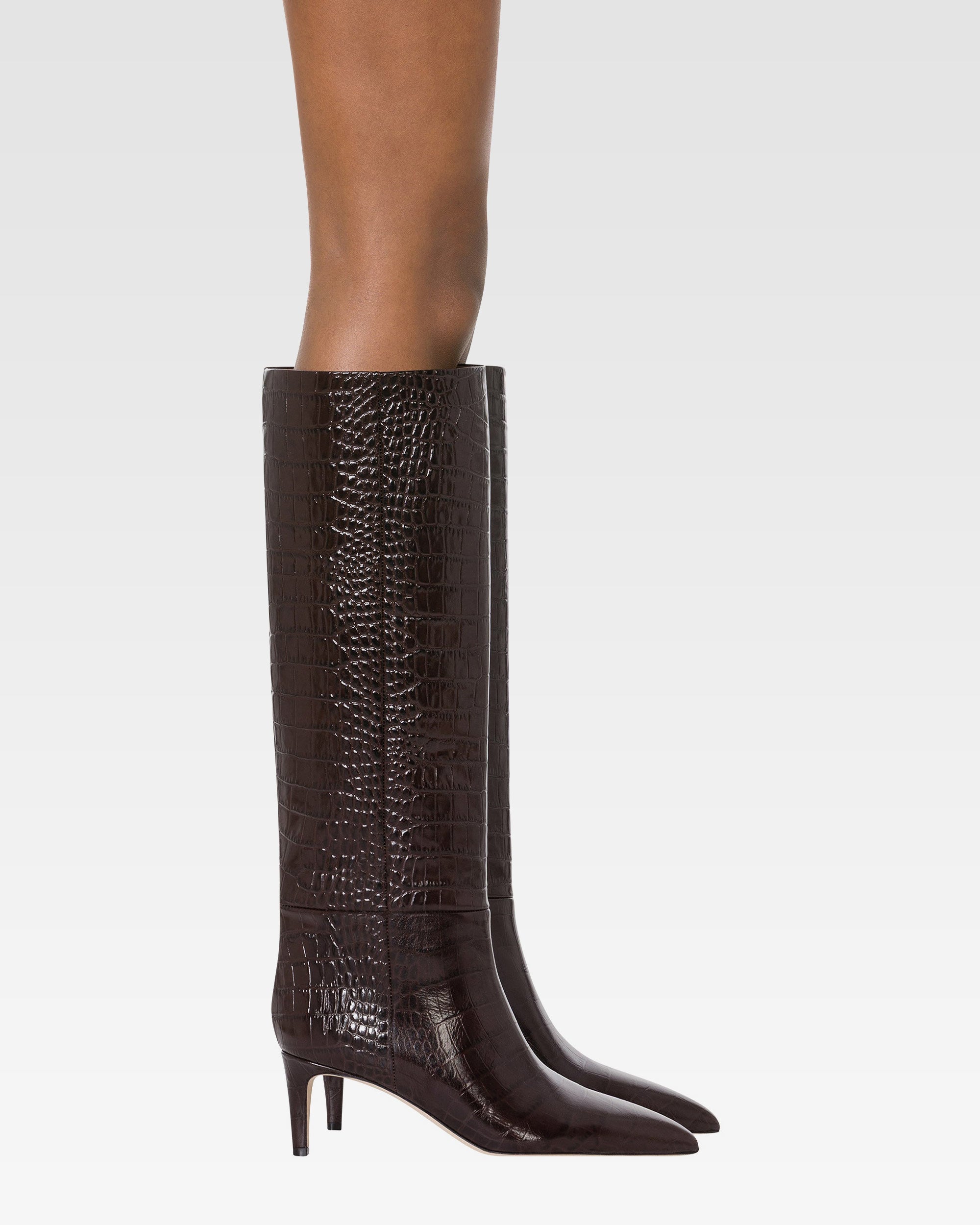 Boots in ebony croco-embossed leather