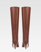 Pointed knee-high boots in smooth chocolate leather