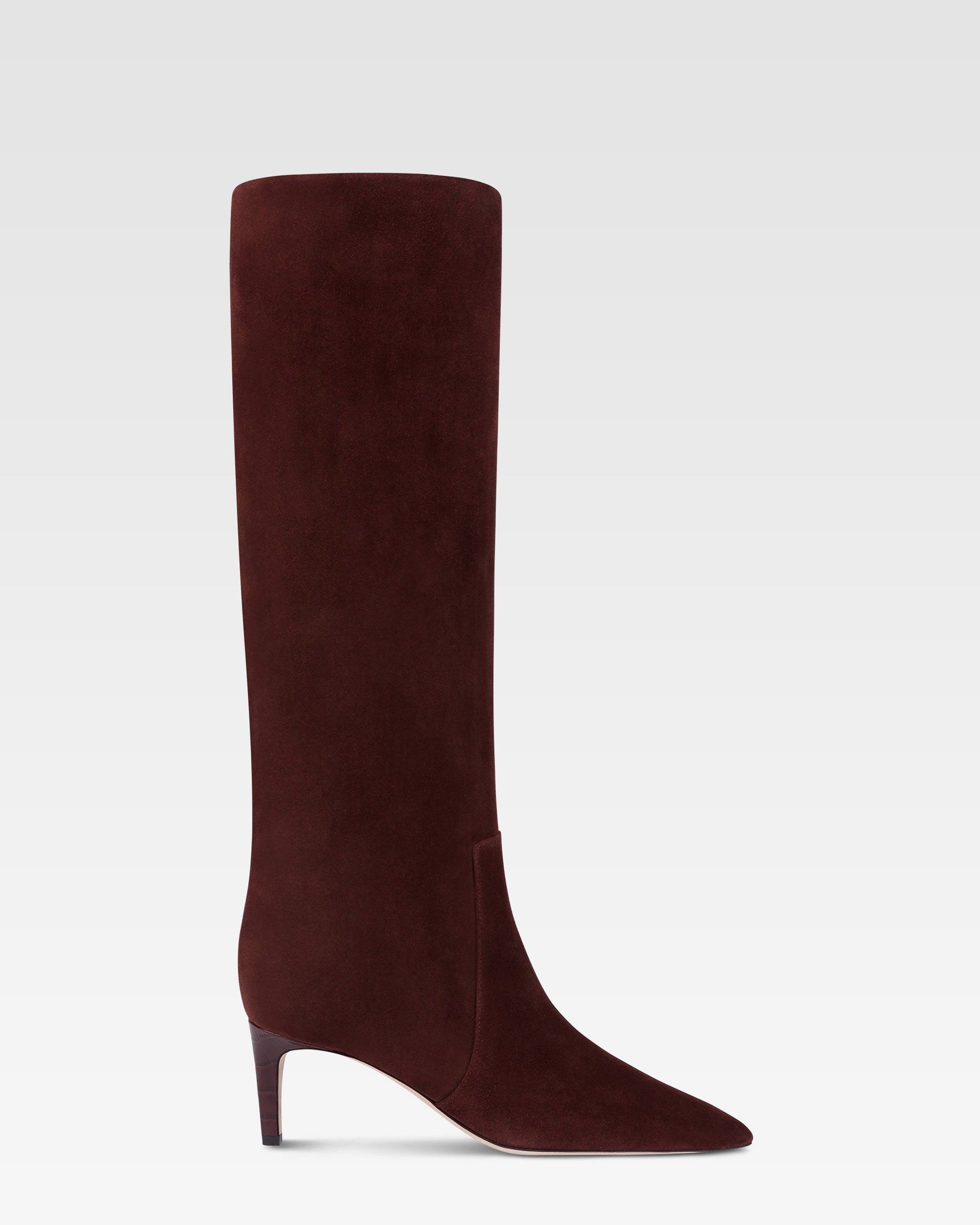 Boots in mahogany calf suede leather