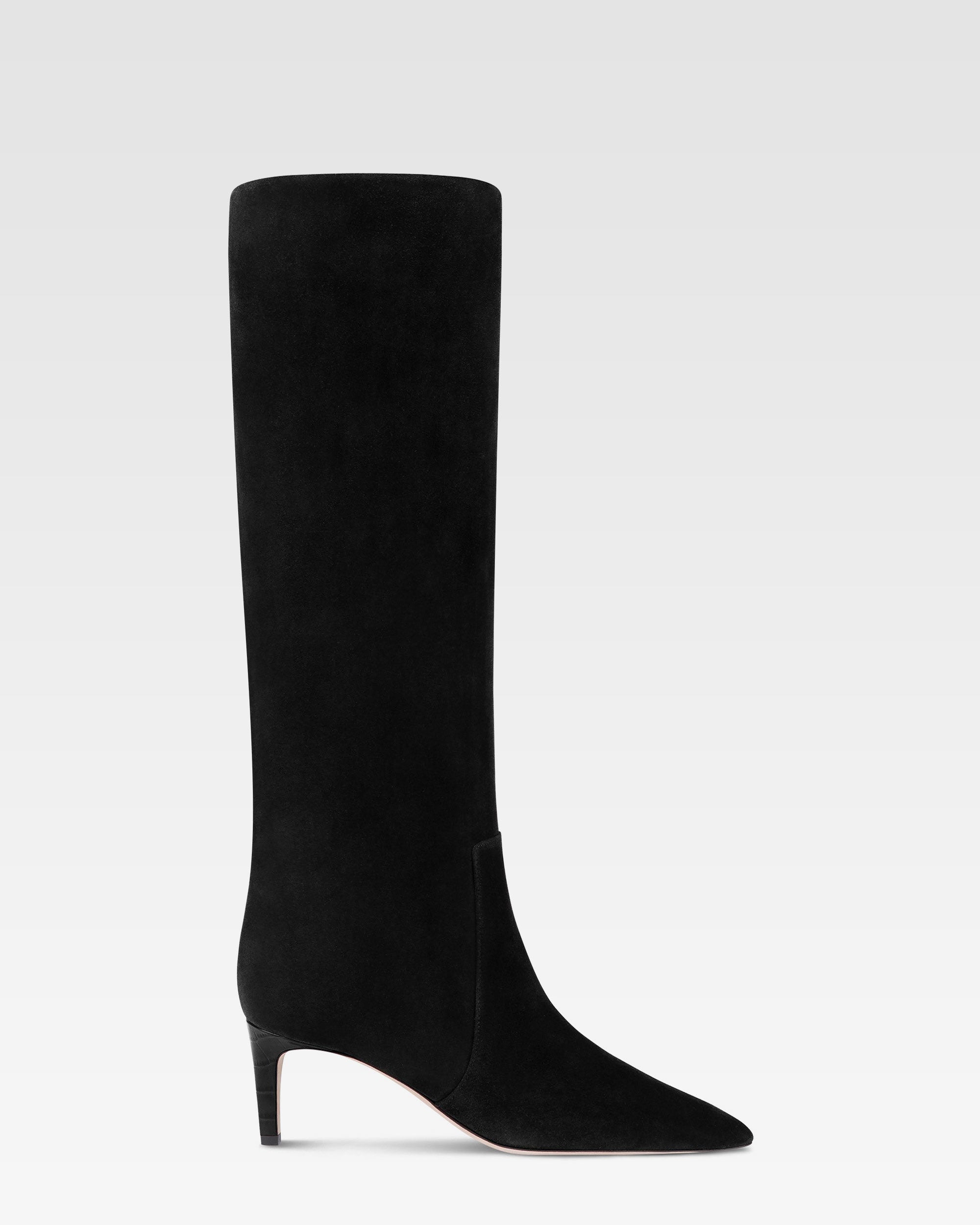 Boots in black calf suede leather