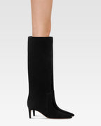 Boots in black calf suede leather