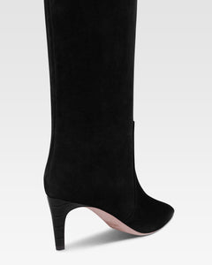 Boots in black calf suede leather