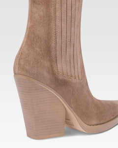 Stivaletti alla caviglia in morbida pelle scamosciata koala