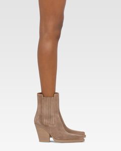 Stivaletti alla caviglia in morbida pelle scamosciata koala