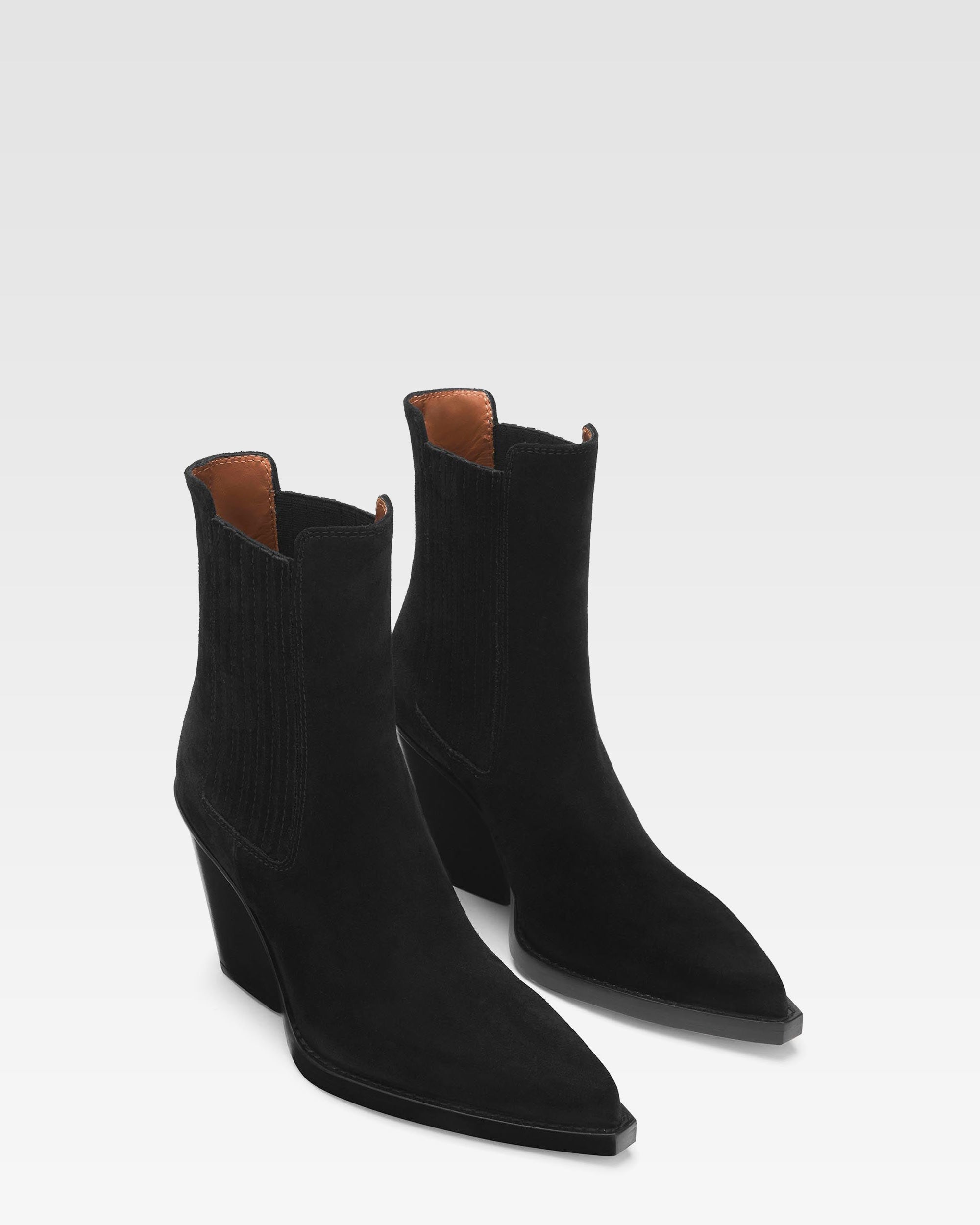 Stiefelette aus schwarzem Kalbsveloursleder