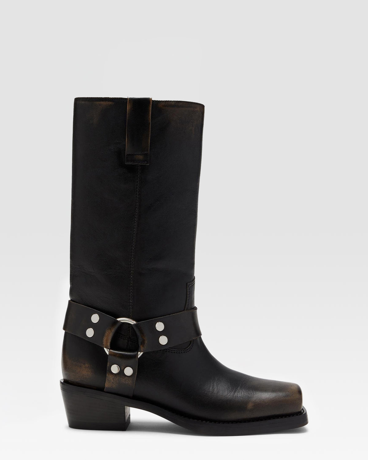 Brushed leather boot