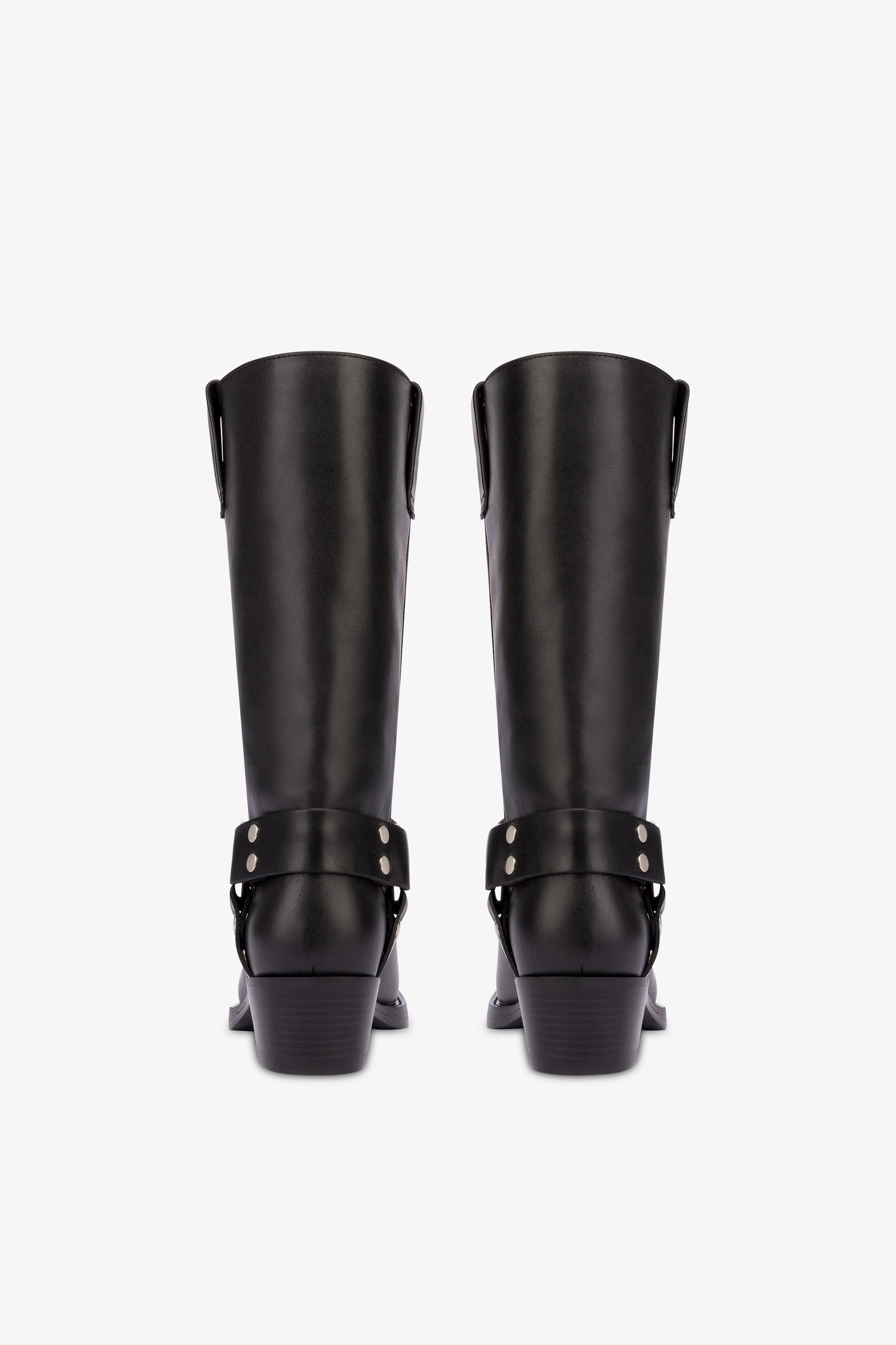 Bottes a bout carre en cuir lisse noir