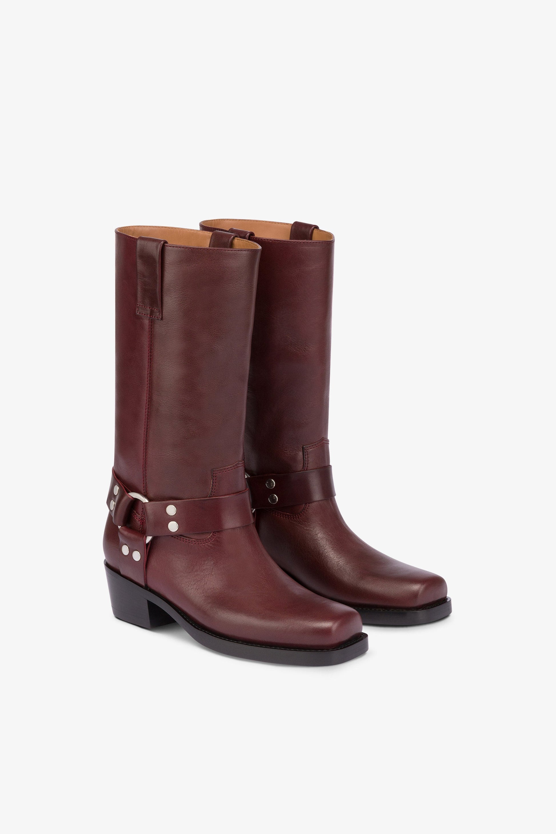 Bottes a bout carre en cuir lisse couleur prune