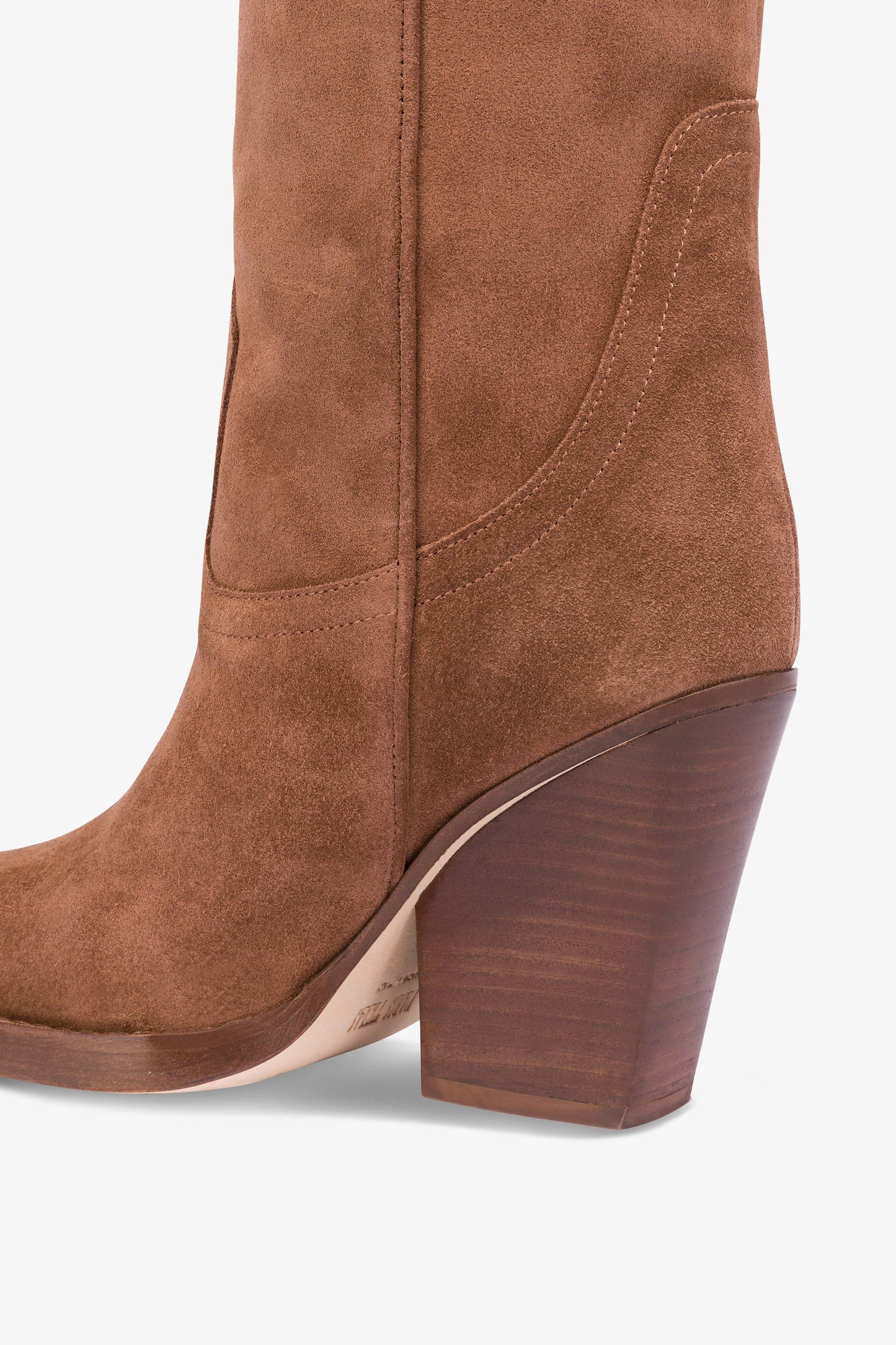 Bottes pointues au genou en cuir lisse marron fonce