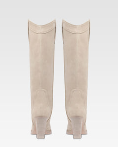 Stiefel aus angorafarbenem Kalbsveloursleder