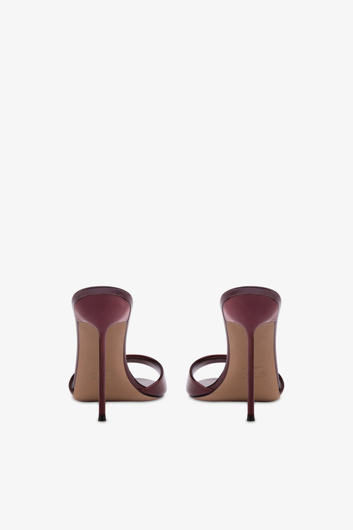 Mules in maroon mirror-effect leather