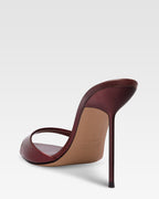 Mules in pelle specchiata vinaccia