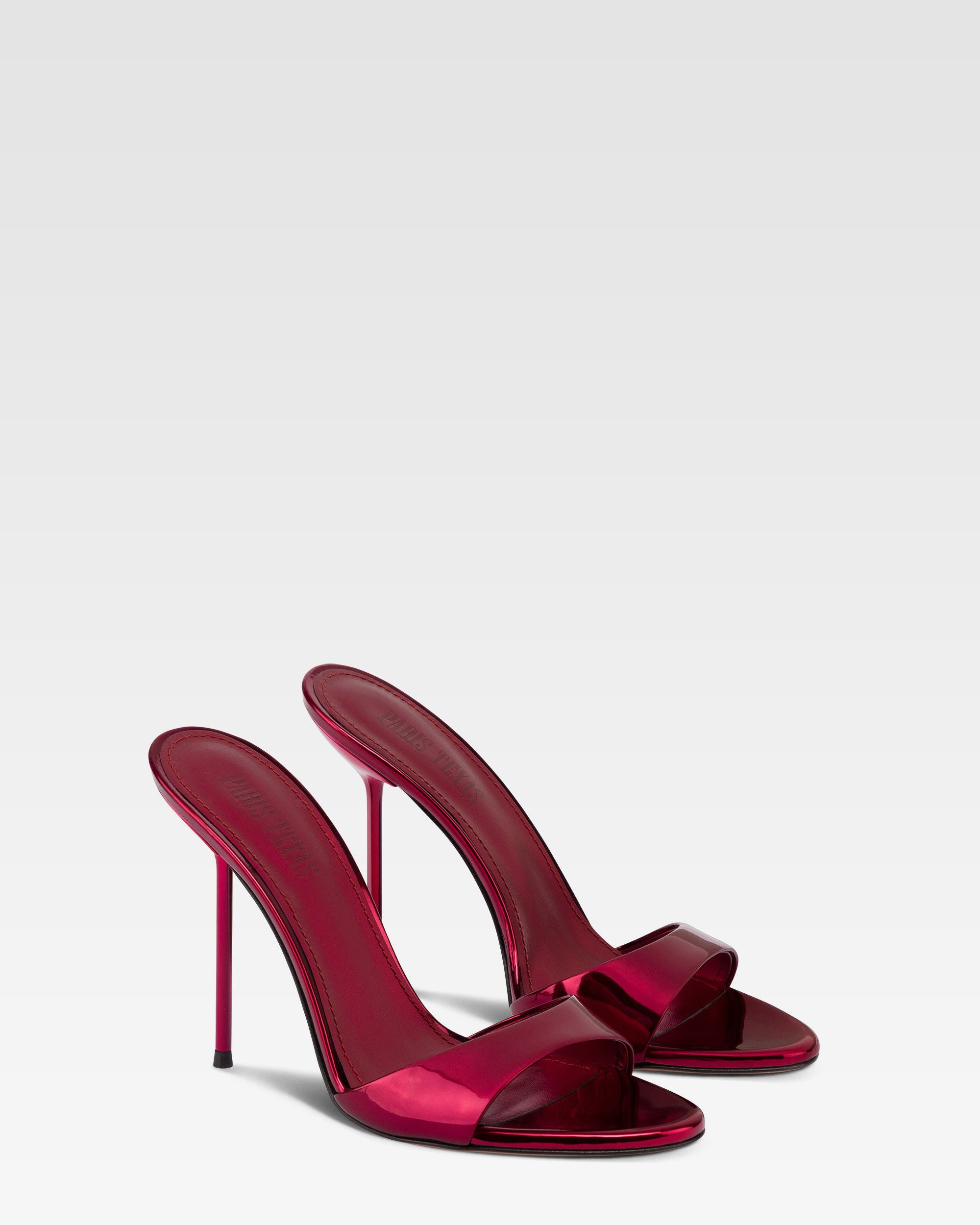 Mules in pelle specchiata rossa